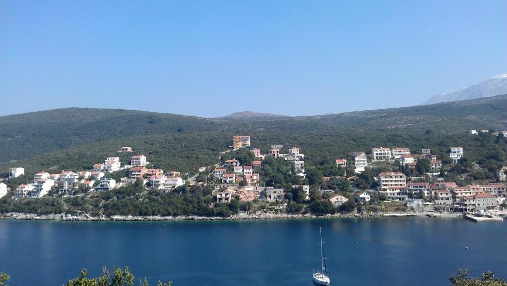Apartmani Vukovic Tivat Luaran gambar