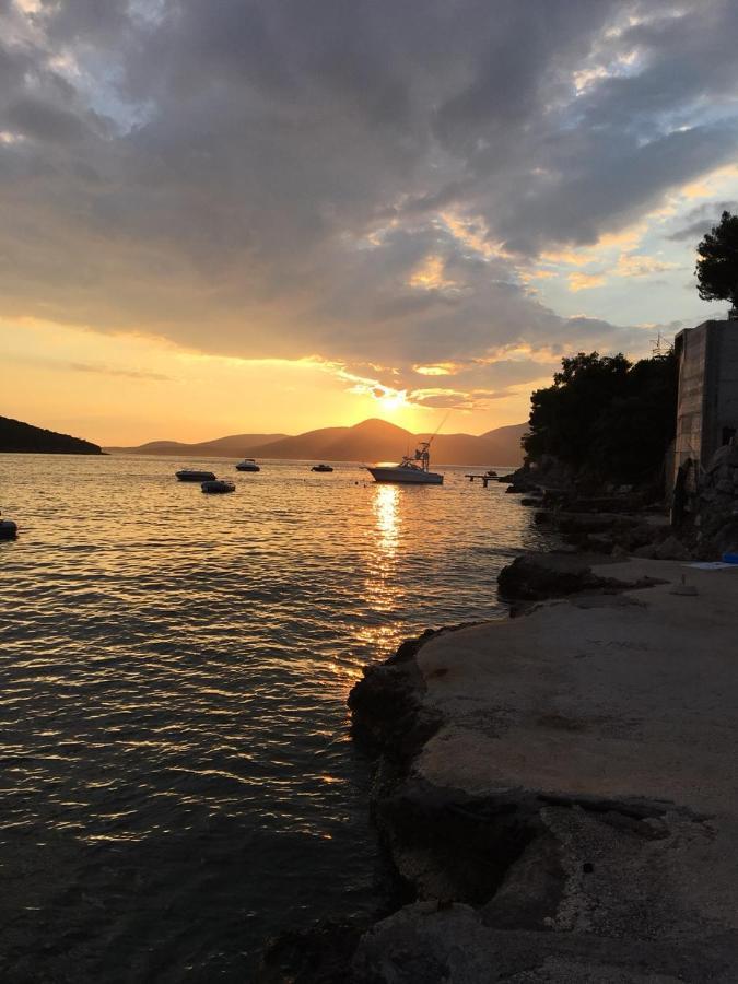 Apartmani Vukovic Tivat Luaran gambar