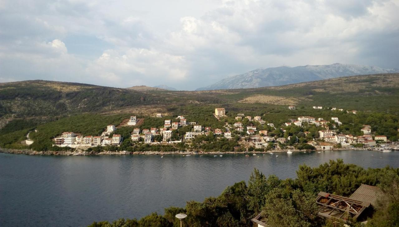 Apartmani Vukovic Tivat Luaran gambar